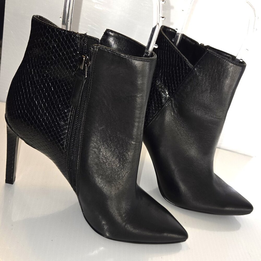Nine West Tomorrow Women's Black Leather Textured Stiletto Ankle Boots Size 7.5